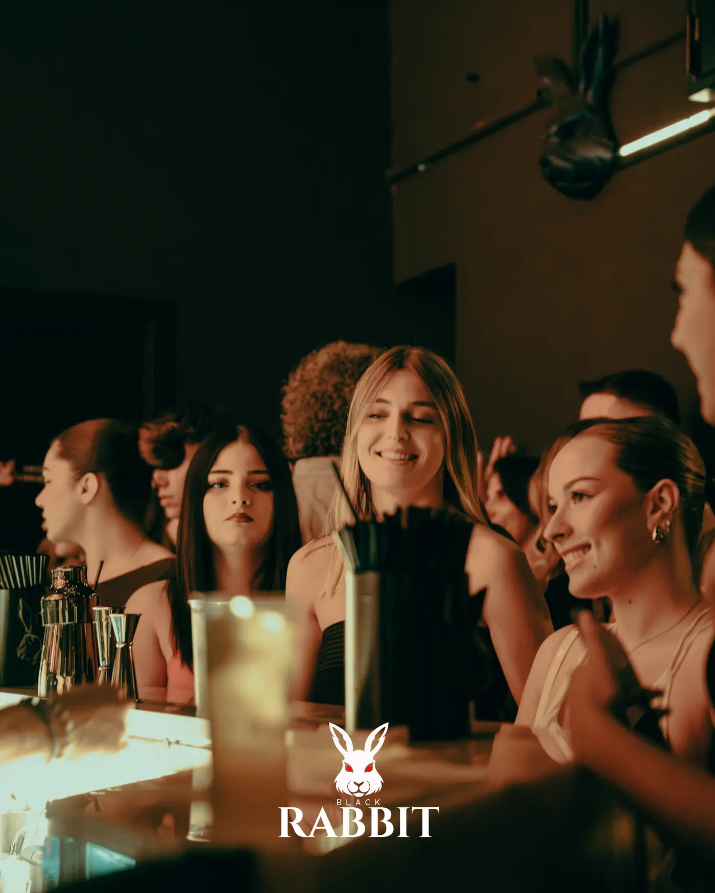 Ospiti al bancone di Black Rabbit